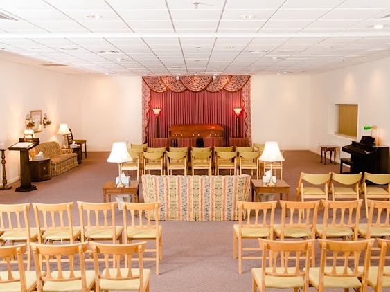 Boultinghouse Funeral Home gallery image 1